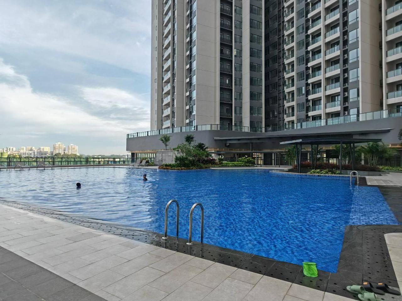 R&F Princess Cove Jb Apartment Suites By Sc Homestay Johor Bahru Bagian luar foto