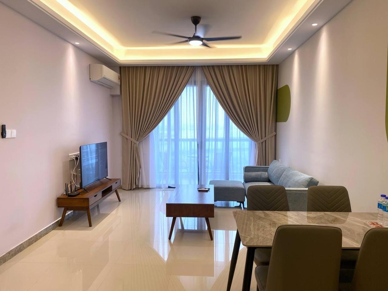 R&F Princess Cove Jb Apartment Suites By Sc Homestay Johor Bahru Bagian luar foto