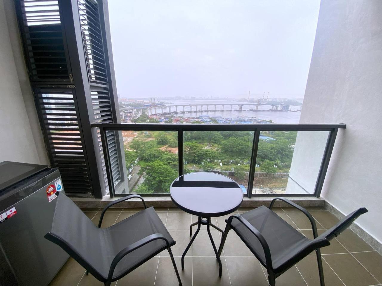 R&F Princess Cove Jb Apartment Suites By Sc Homestay Johor Bahru Bagian luar foto