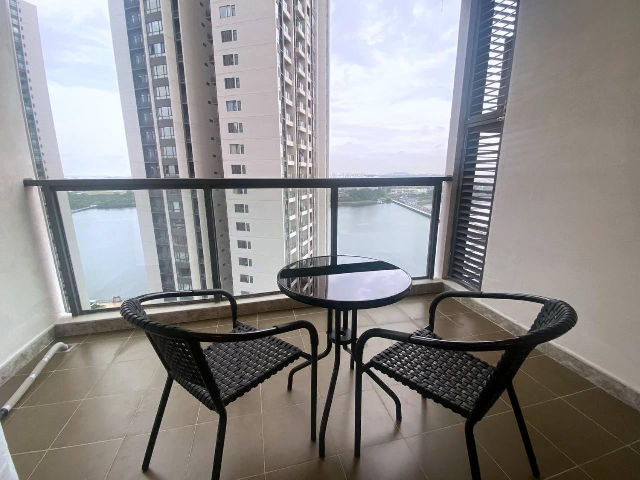 R&F Princess Cove Jb Apartment Suites By Sc Homestay Johor Bahru Bagian luar foto